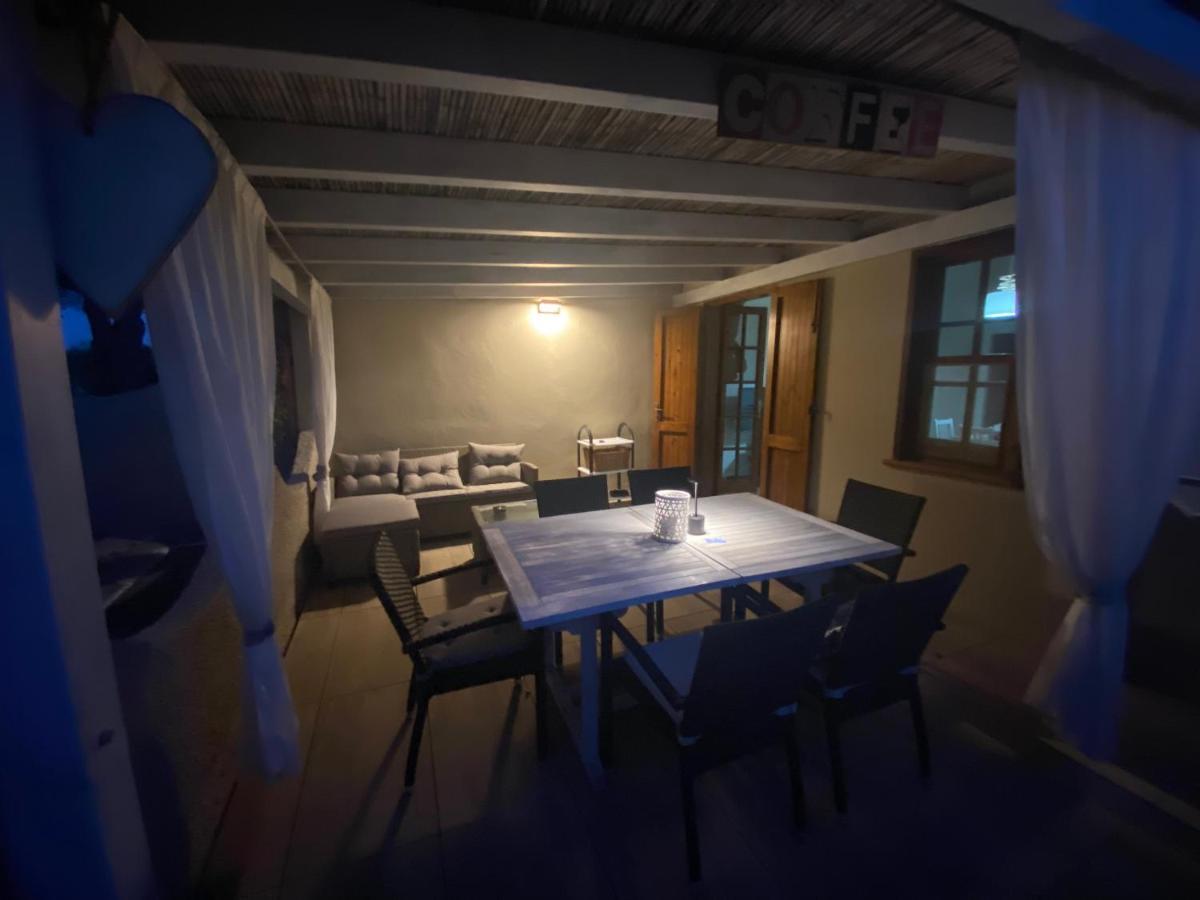 Casa Teresa Villa Porto Pino Eksteriør billede