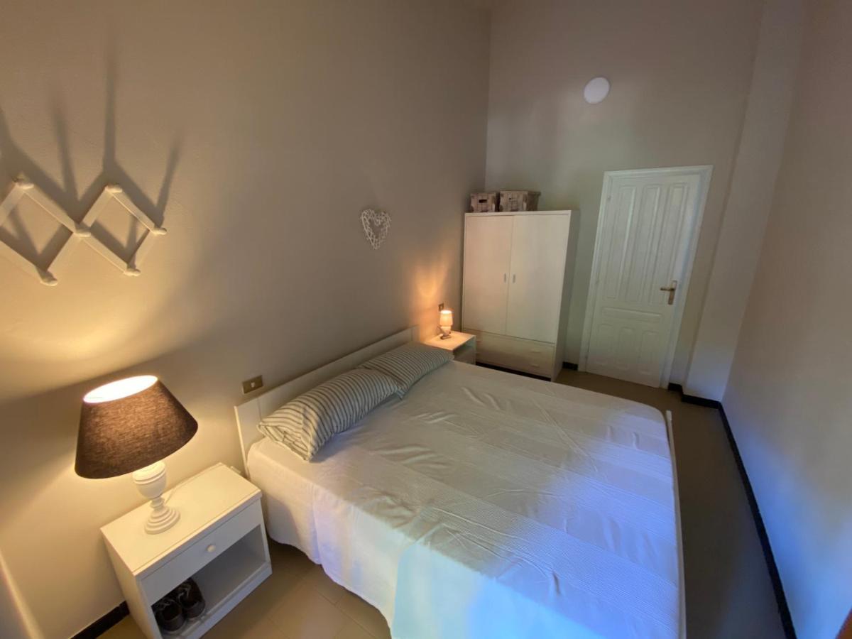 Casa Teresa Villa Porto Pino Eksteriør billede